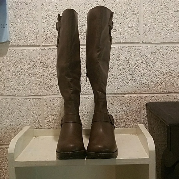 New S.O. Brown Boots - Size 7 - Picture 2 of 7